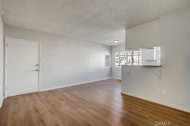 $1,599,999 | 2122 East 10th Street, Long Beach, CA 90804