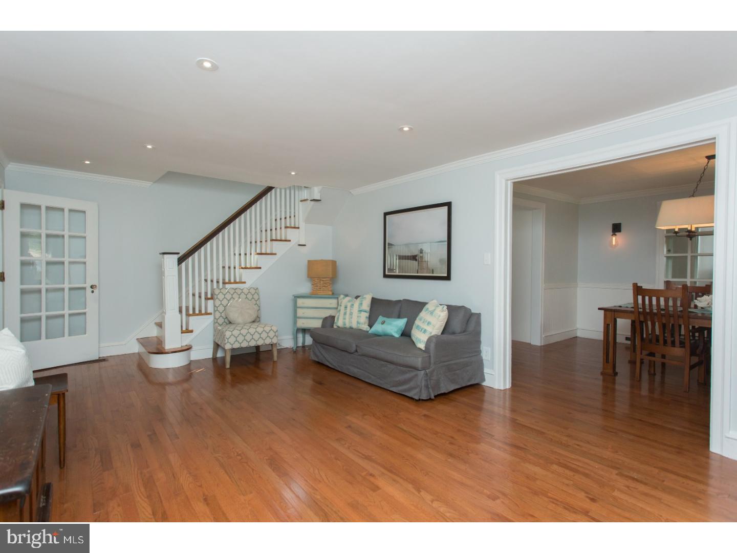 201 Strathmore Road Havertown, PA 19083 - Photo 6 of 25 Living Room