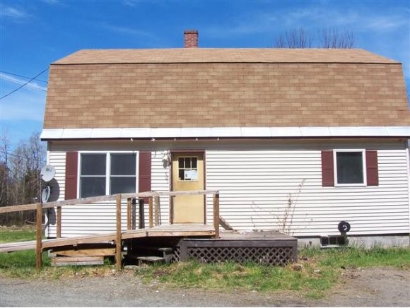 521 Maple Street Bethlehem, NH 03574 - Photo 1 of 1 Gallery Image 1