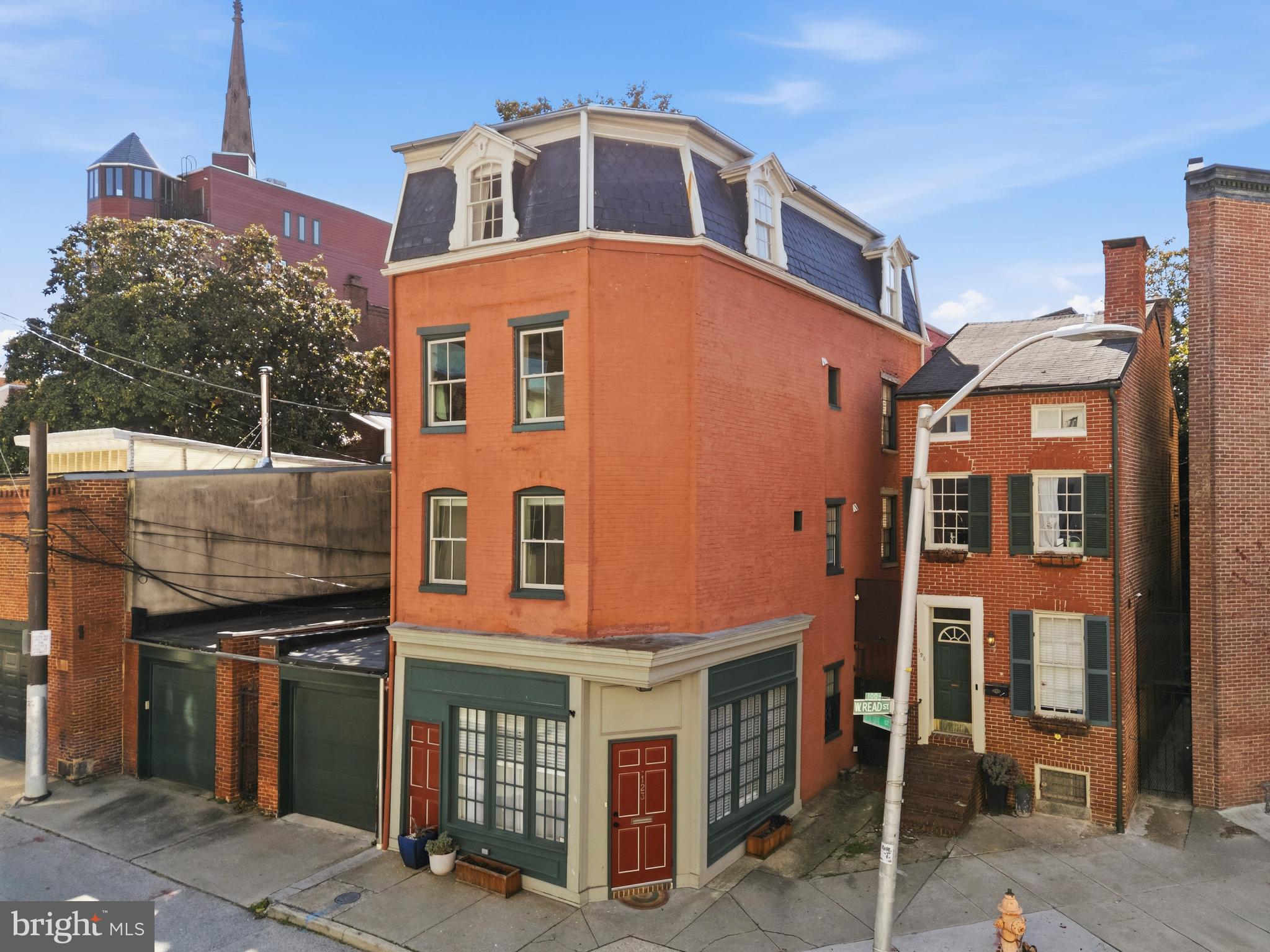 123 West Read Street Baltimore, MD 21201 - Photo 2 of 48 stand alone home in the heart of Mount Vernon