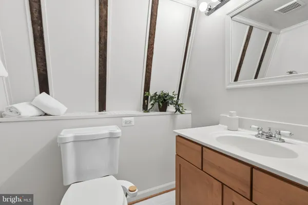 a view of a hallway with washer and dryer