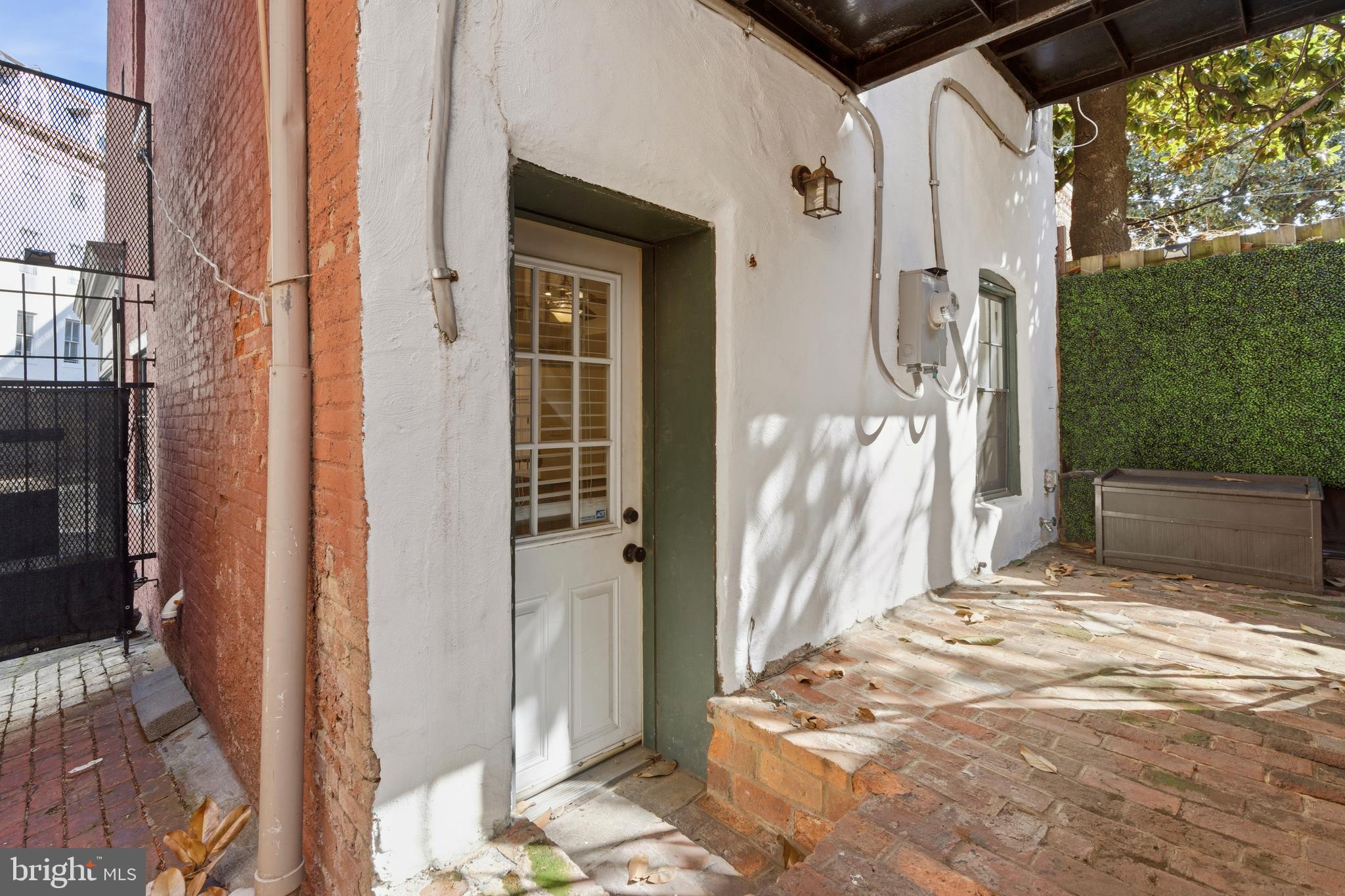 123 West Read Street Baltimore, MD 21201 - Photo 35 of 48 back patio