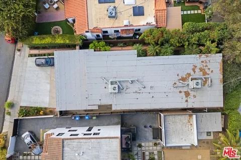 $1,990,000 | 1359 South Ridgeley Drive, Los Angeles, CA 90019