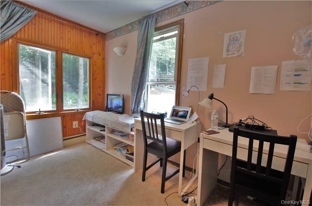 16 Woodland Road Middletown, NY 10940 - Photo 4 of 13 a living room with furniture and a window