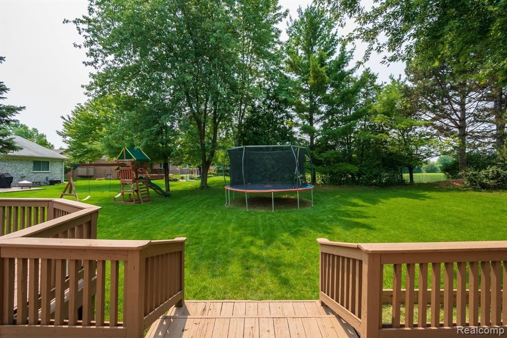 567 Lockport Road Rochester Hills, MI 48307 - Photo 25 of 29