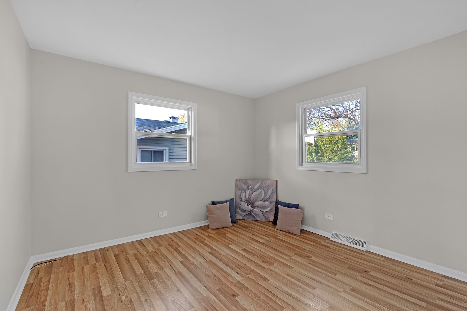 1423 Busse Road Mount Prospect, IL 60056 - Photo 10 of 22 Gallery Image 10