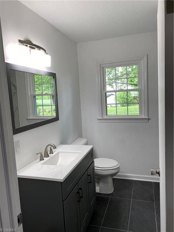 1174 Pine Ridge Road Mount Airy, NC 27030 - Photo 9 of 33 Gallery Image 9
