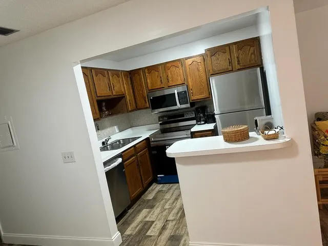 $1,700 | 31 Vista Garden Trail, Unit 204, Vero Beach, FL 32962