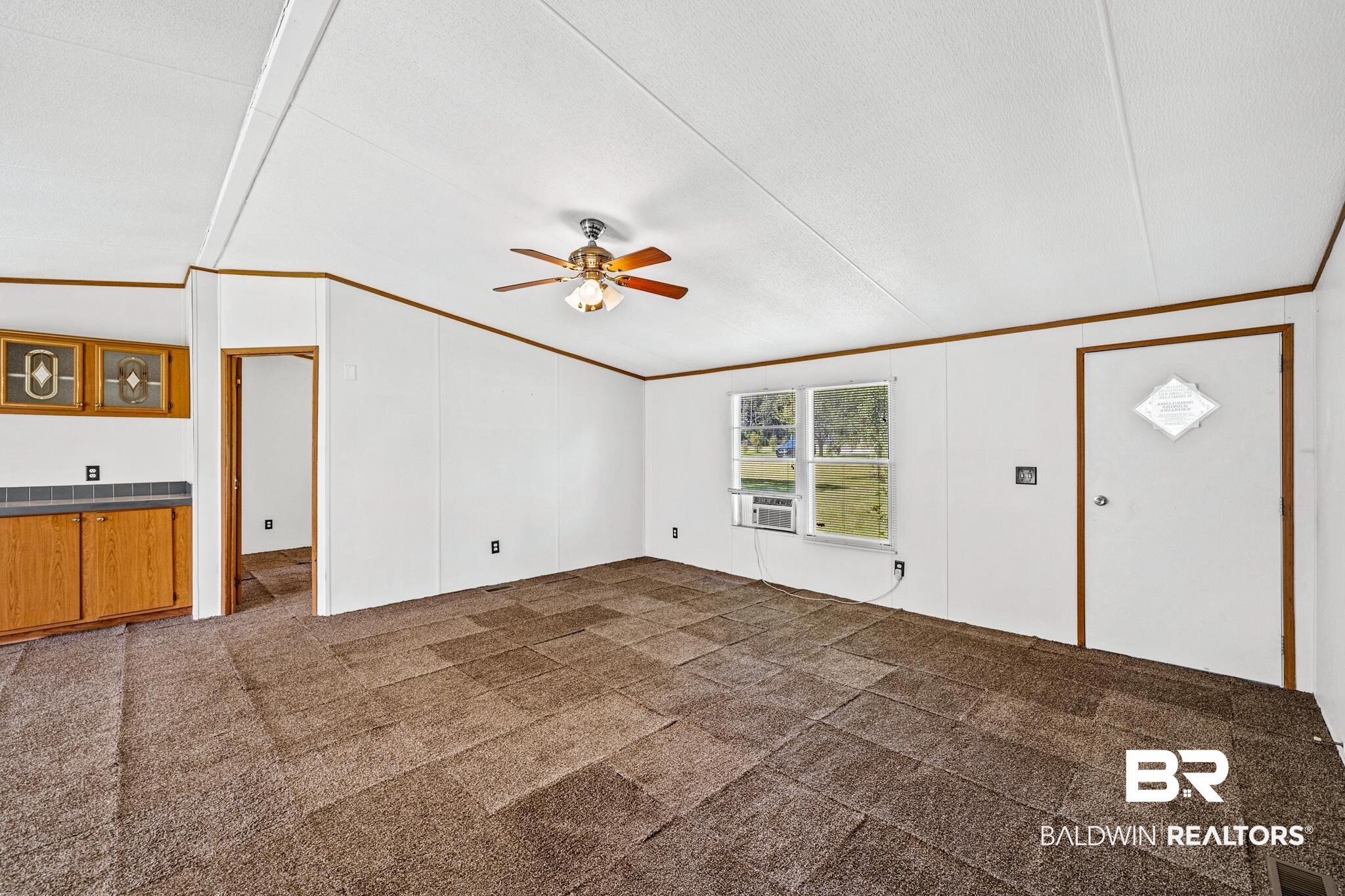 24300 Pinewood Lane Robertsdale, AL 36567 - Photo 4 of 36
