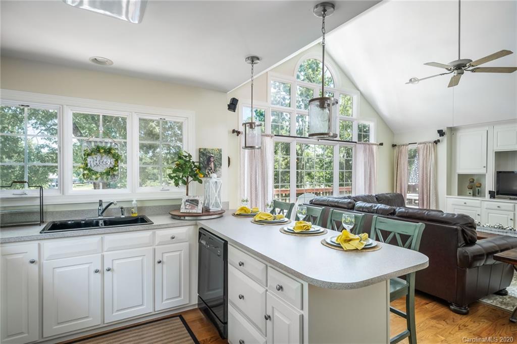 2736 Singleton Creek Road Liberty Hill, SC 29074 - Photo 13 of 41 Gallery Image 13