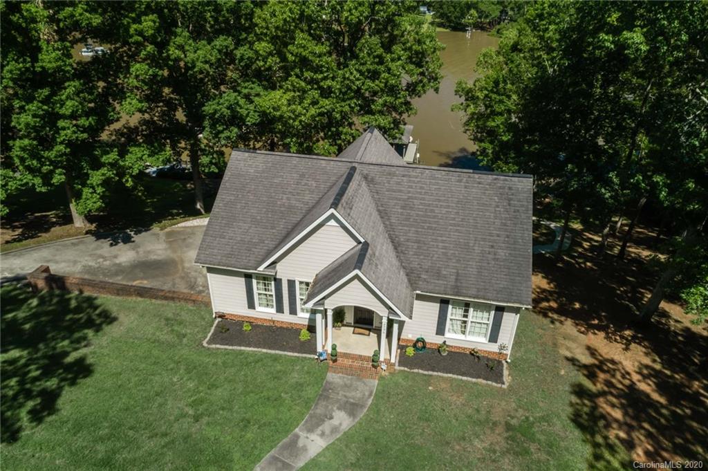2736 Singleton Creek Road Liberty Hill, SC 29074 - Photo 4 of 41 Gallery Image 4