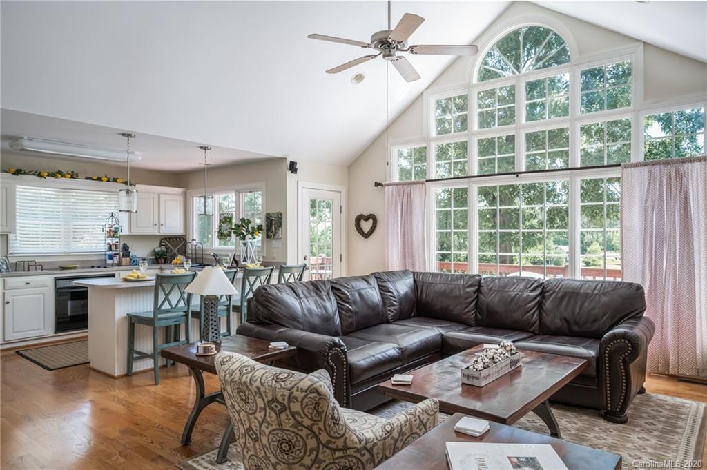 2736 Singleton Creek Road Liberty Hill, SC 29074 - Photo 8 of 41 Gallery Image 8