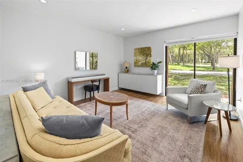 $500,000 | 11045 Southwest 113th Place, Miami, FL 33176