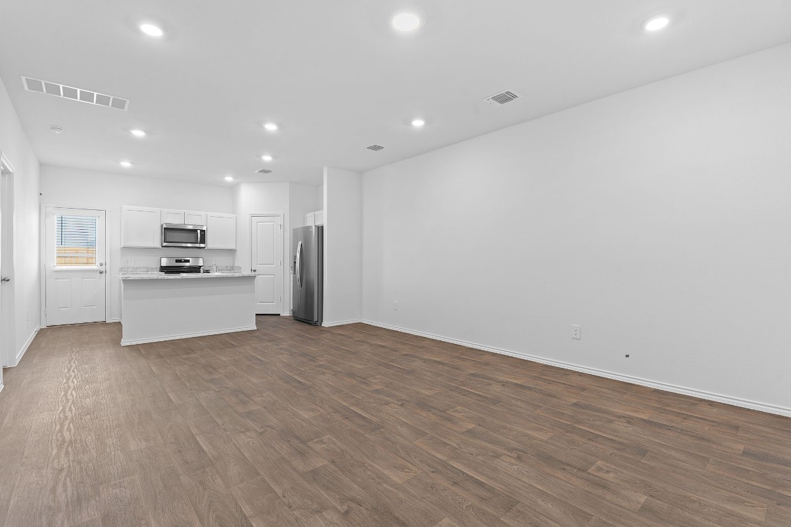 582 Arnold Loop, Unit A Kyle, TX 78640 - Photo 6 of 15