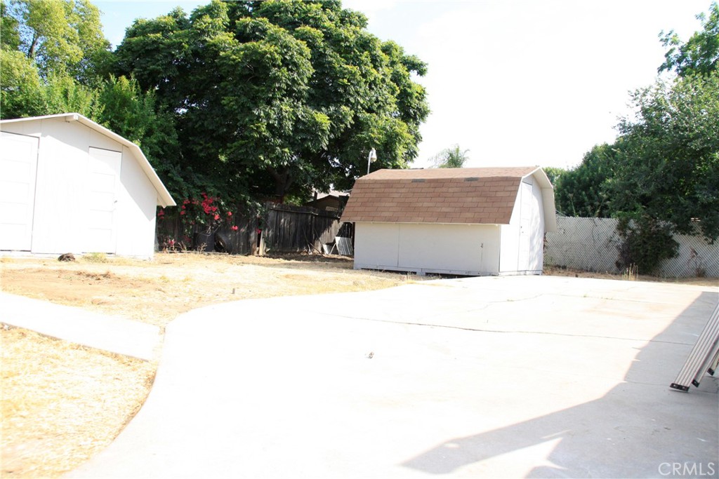 3928 Everest Avenue Riverside, CA 92503 - Photo 30 of 31 a view of a outdoor space