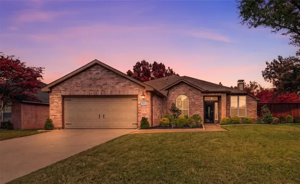 $425,000 | 1629 Mallard Drive, Corinth, TX 76210