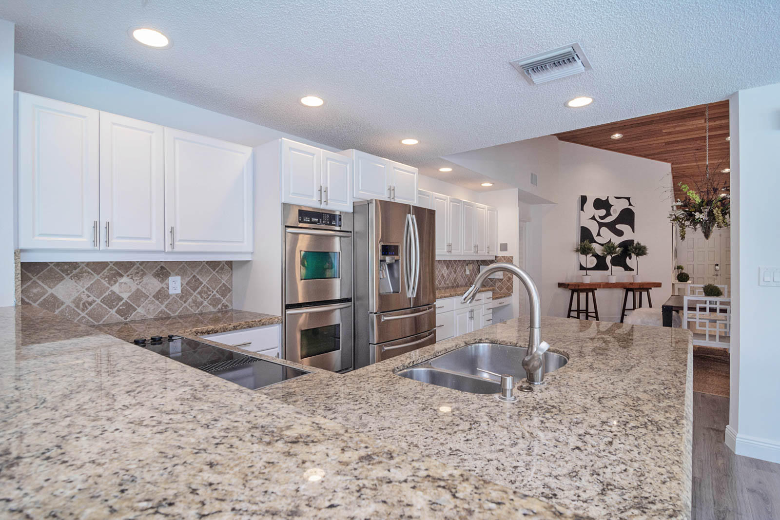 761 Southwest 18th Street Boca Raton, FL 33486 - Photo 14 of 43 6F6BF815-3B5F-4885-87BC-CEA24636AEC9