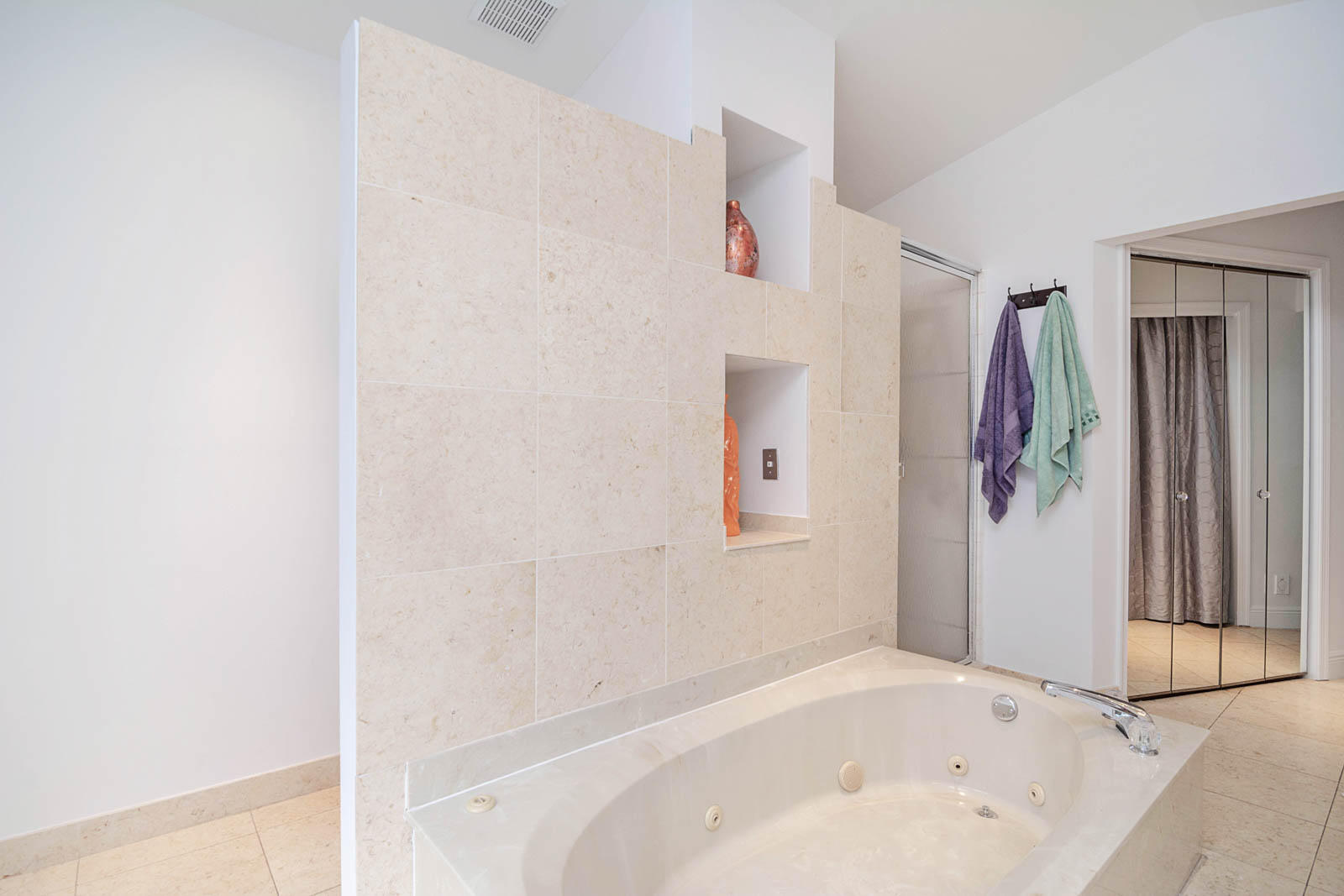 761 Southwest 18th Street Boca Raton, FL 33486 - Photo 33 of 43 EC8F0C8F-1A3A-4F33-BEA1-780A96DA1739