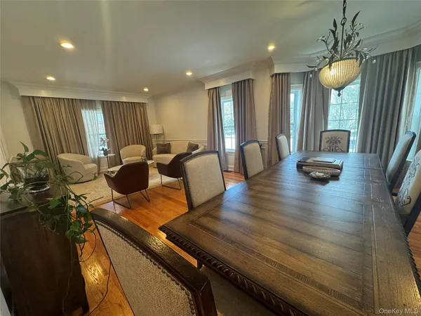 $12,600 | 221 Rivendell Court, Melville, NY 11747