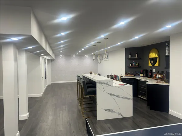 $12,600 | 221 Rivendell Court, Melville, NY 11747