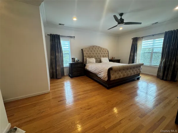 $12,600 | 221 Rivendell Court, Melville, NY 11747