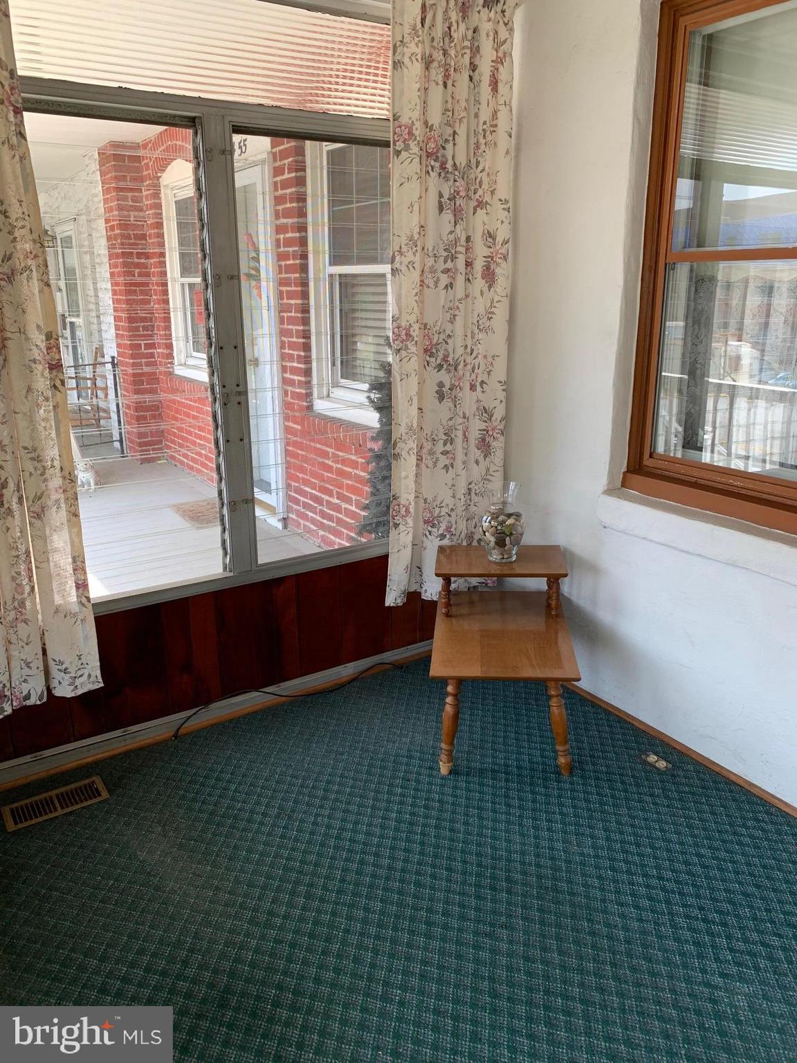 1453 Lawrence Road Havertown, PA 19083 - Photo 4 of 22