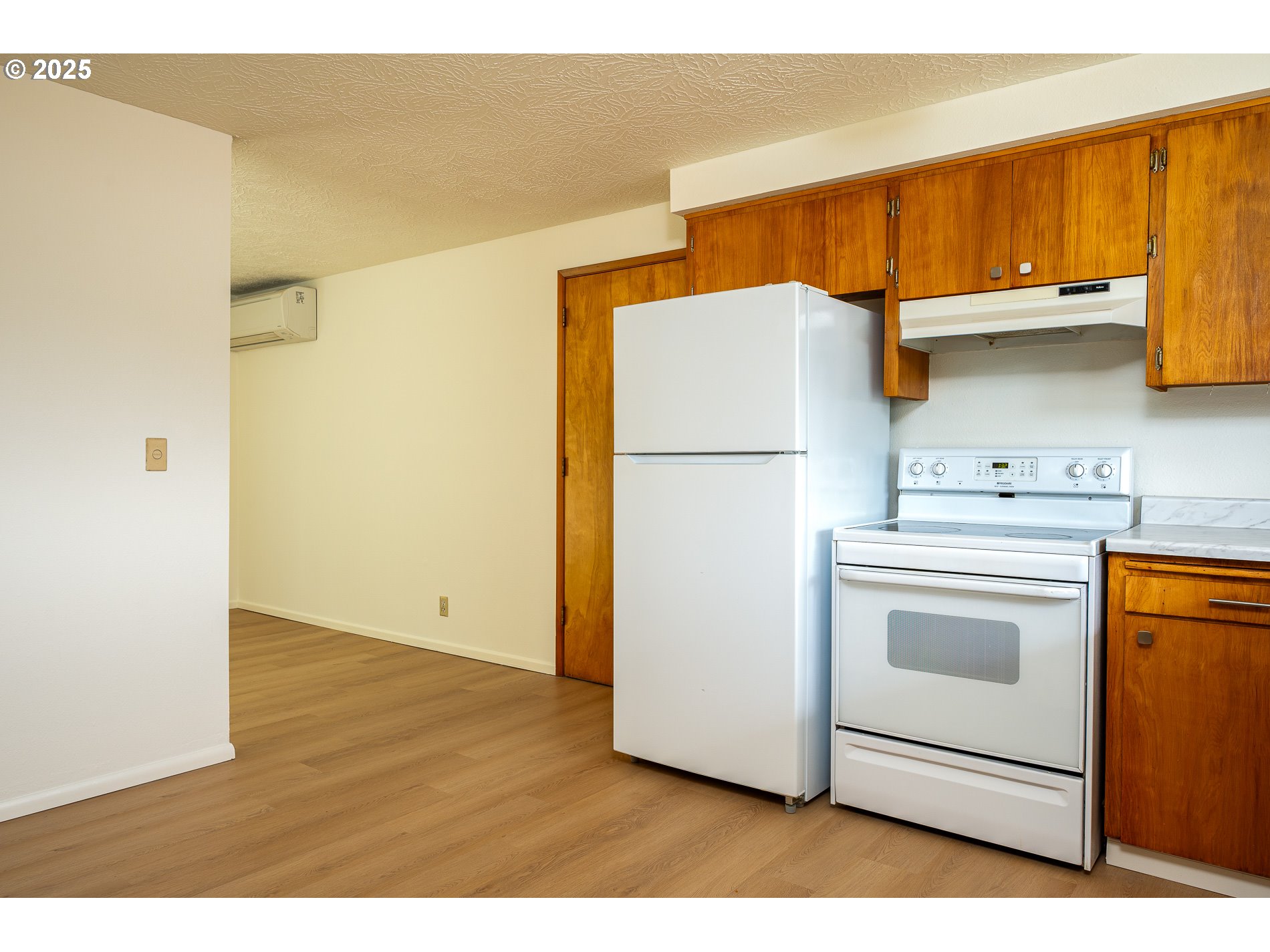 7835 Southeast Roots Road Milwaukie, OR 97267 - Photo 12 of 30 Gallery Image 12
