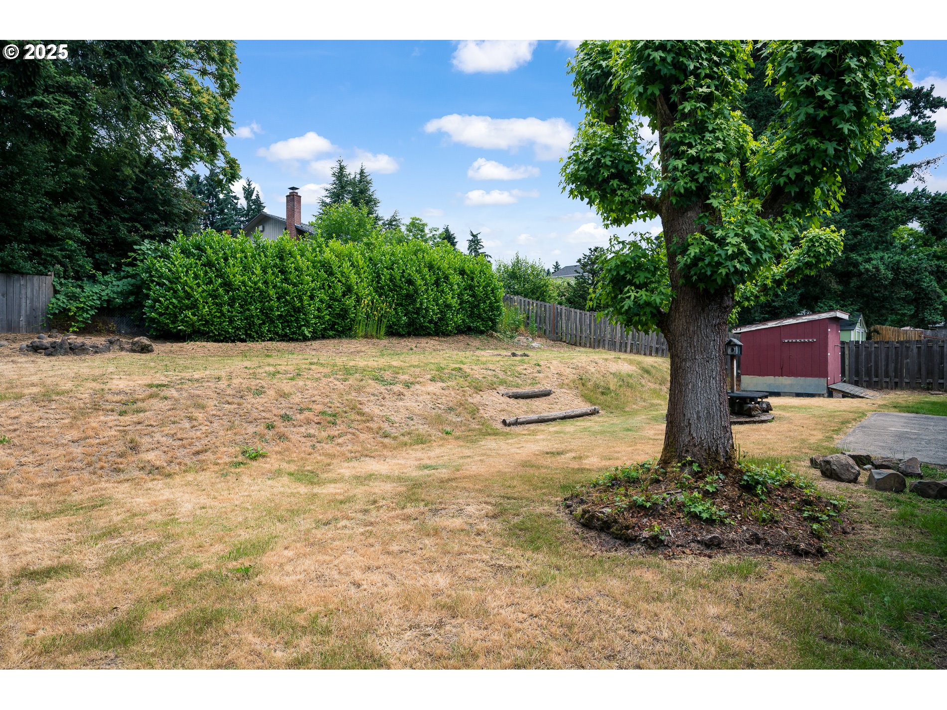 7835 Southeast Roots Road Milwaukie, OR 97267 - Photo 29 of 30 Backyard