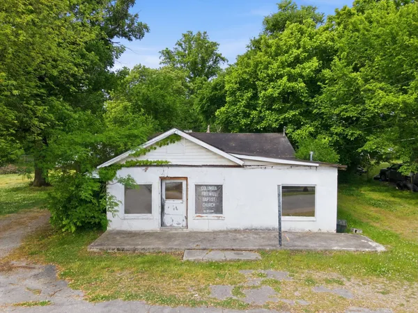 $90,000 | 410 Mooresville Pike, Columbia, TN 38401
