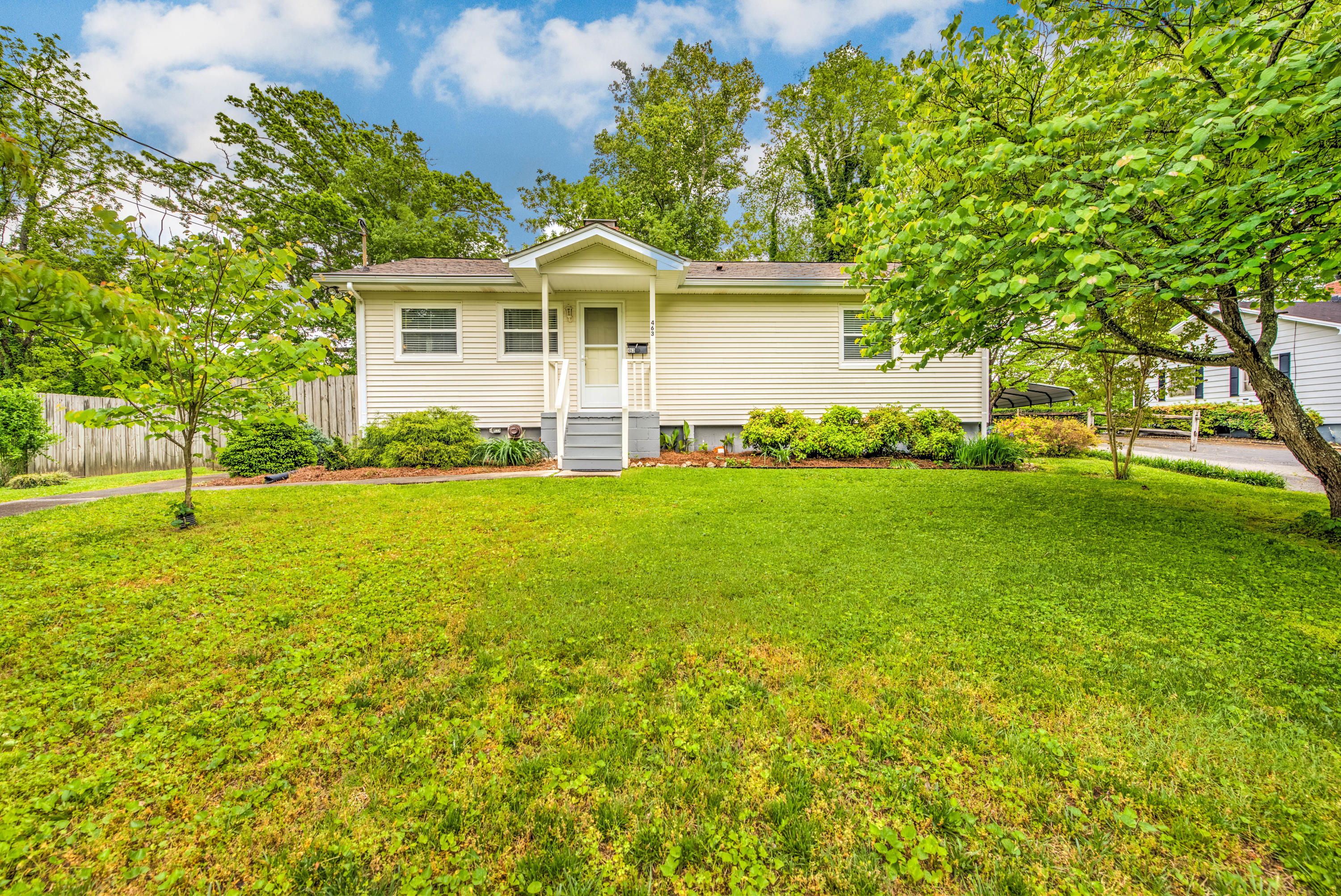 463 East Drive Oak Ridge, TN 37830 - Photo 1 of 26 1