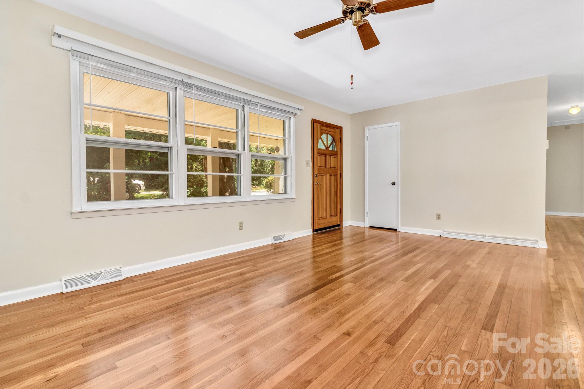 67 Wagon Road Asheville, NC 28805 - Photo 9 of 44