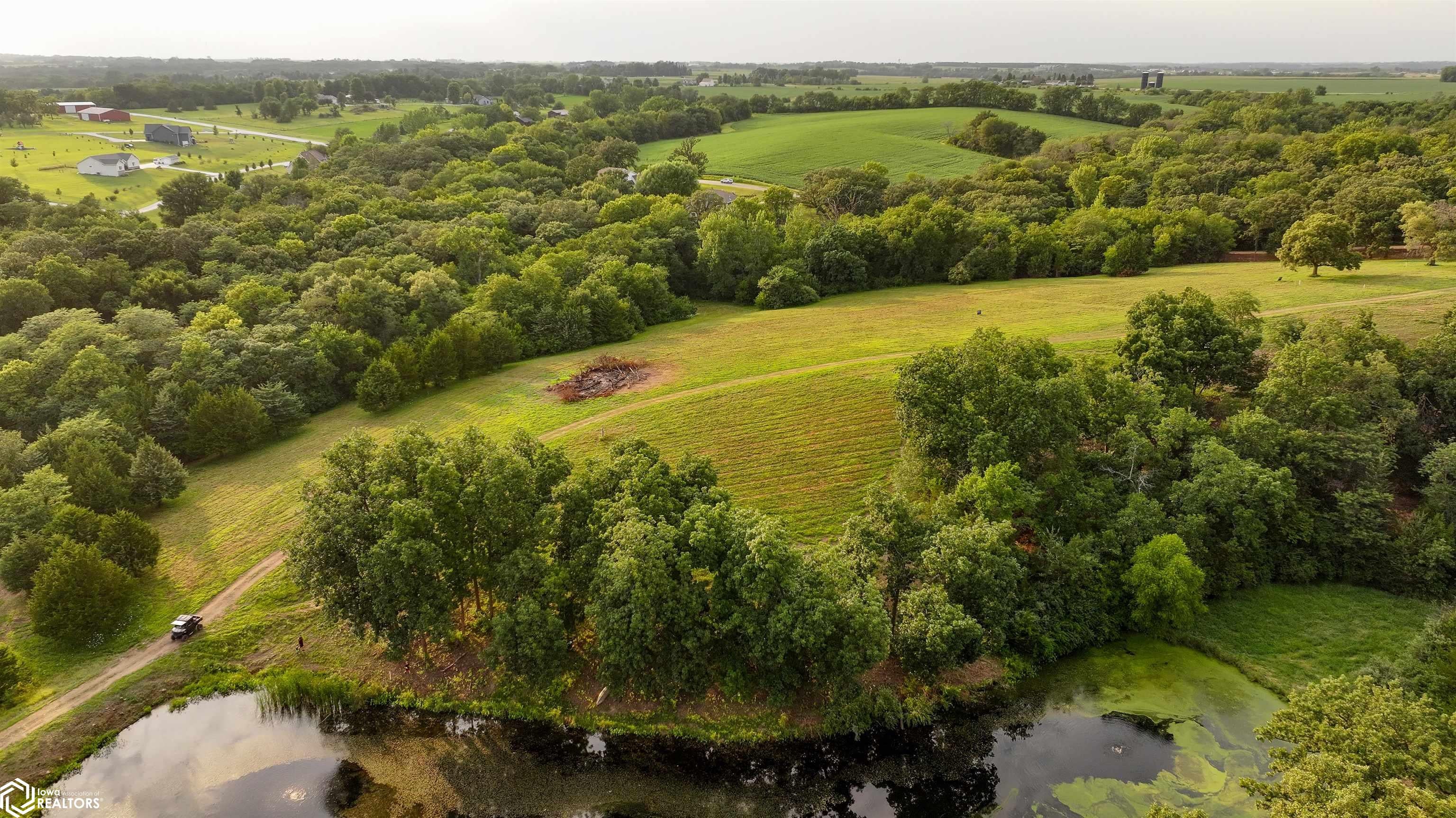 24780 Trail Ridge Road Adel, IA 50003 - Photo 2 of 26 Gallery Image 2