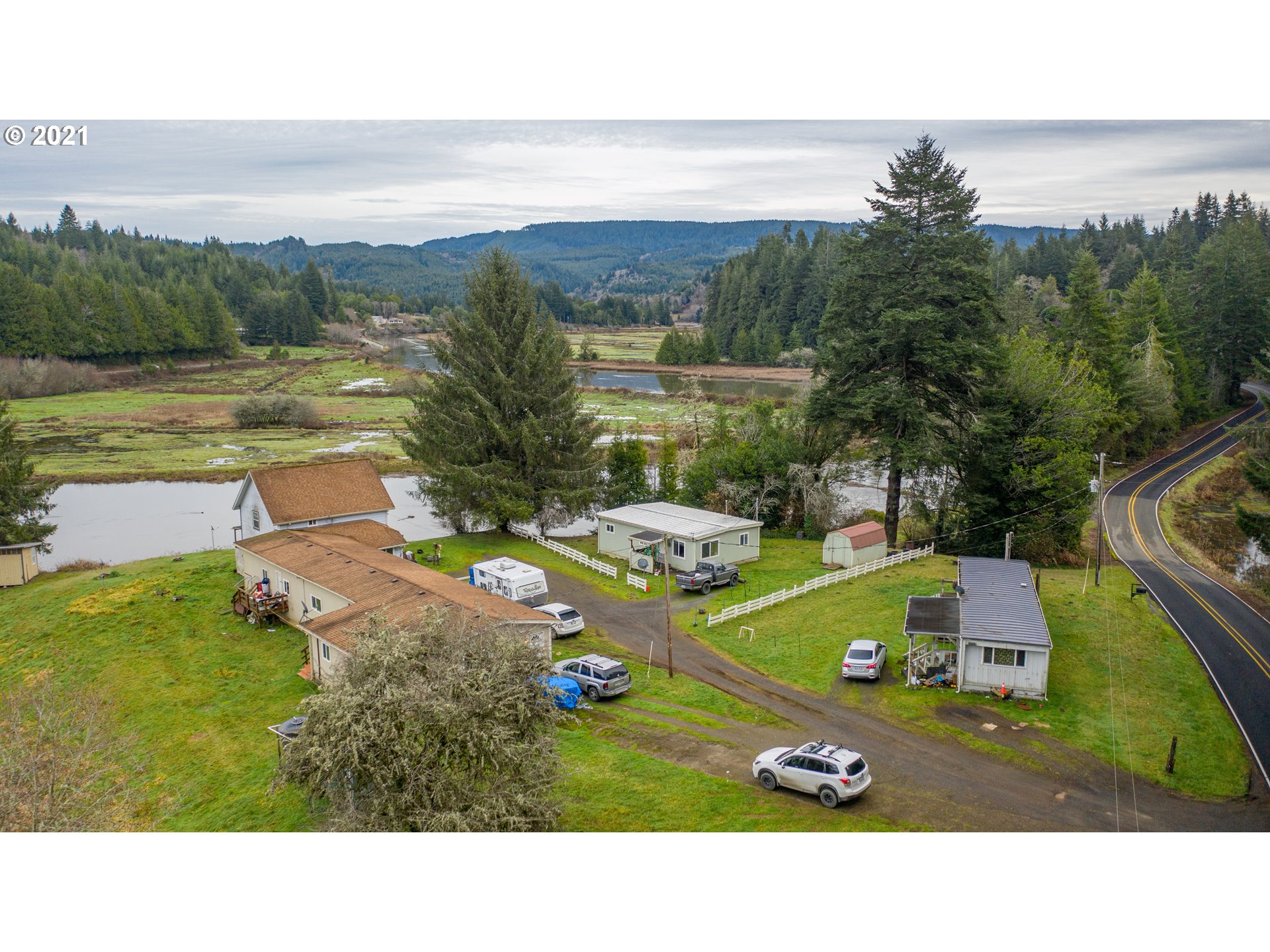61383 Old Wagon Road Coos Bay, OR 97420 - Photo 1 of 23 Gallery Image 1