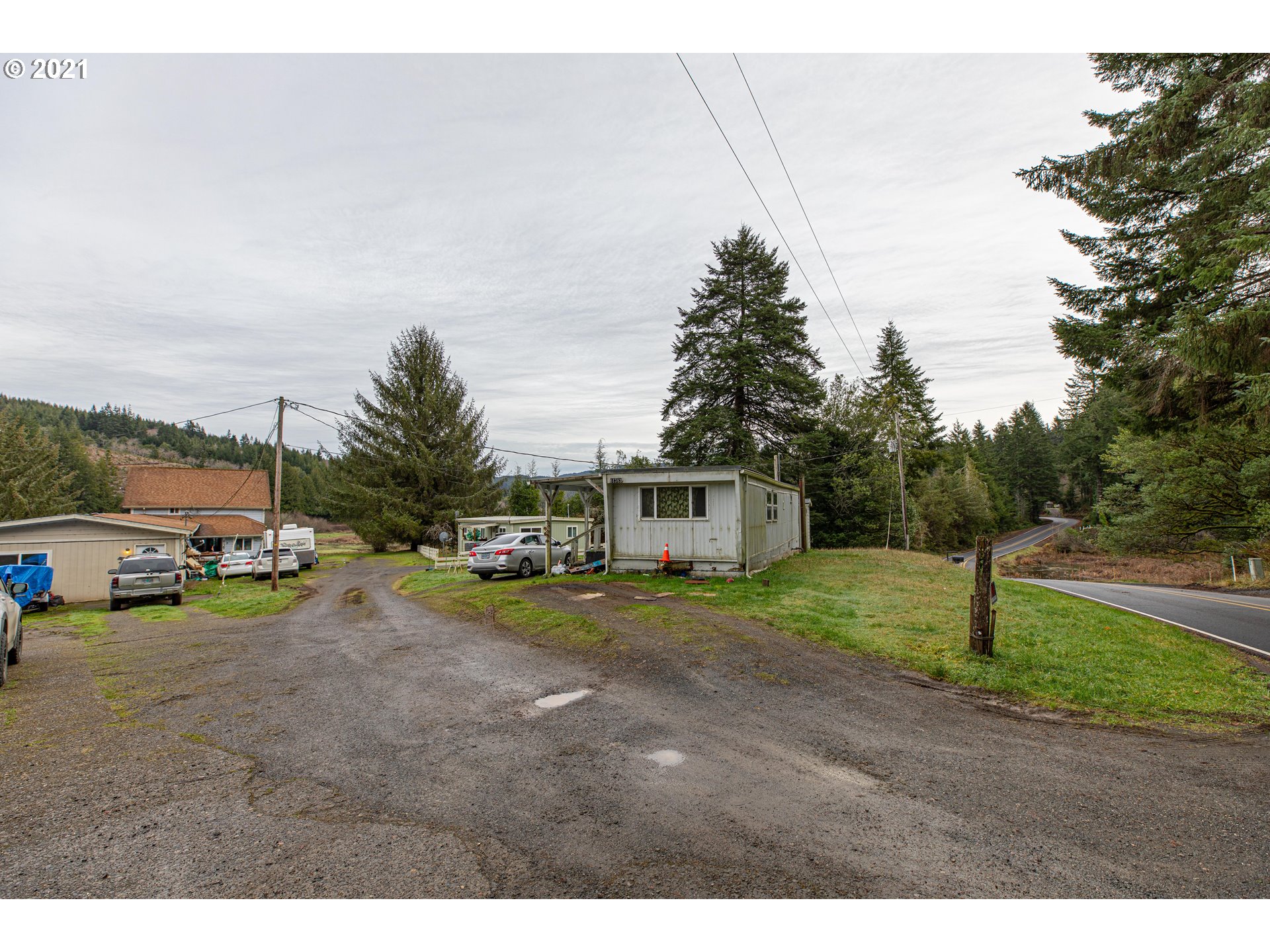 61383 Old Wagon Road Coos Bay, OR 97420 - Photo 11 of 23 Gallery Image 11