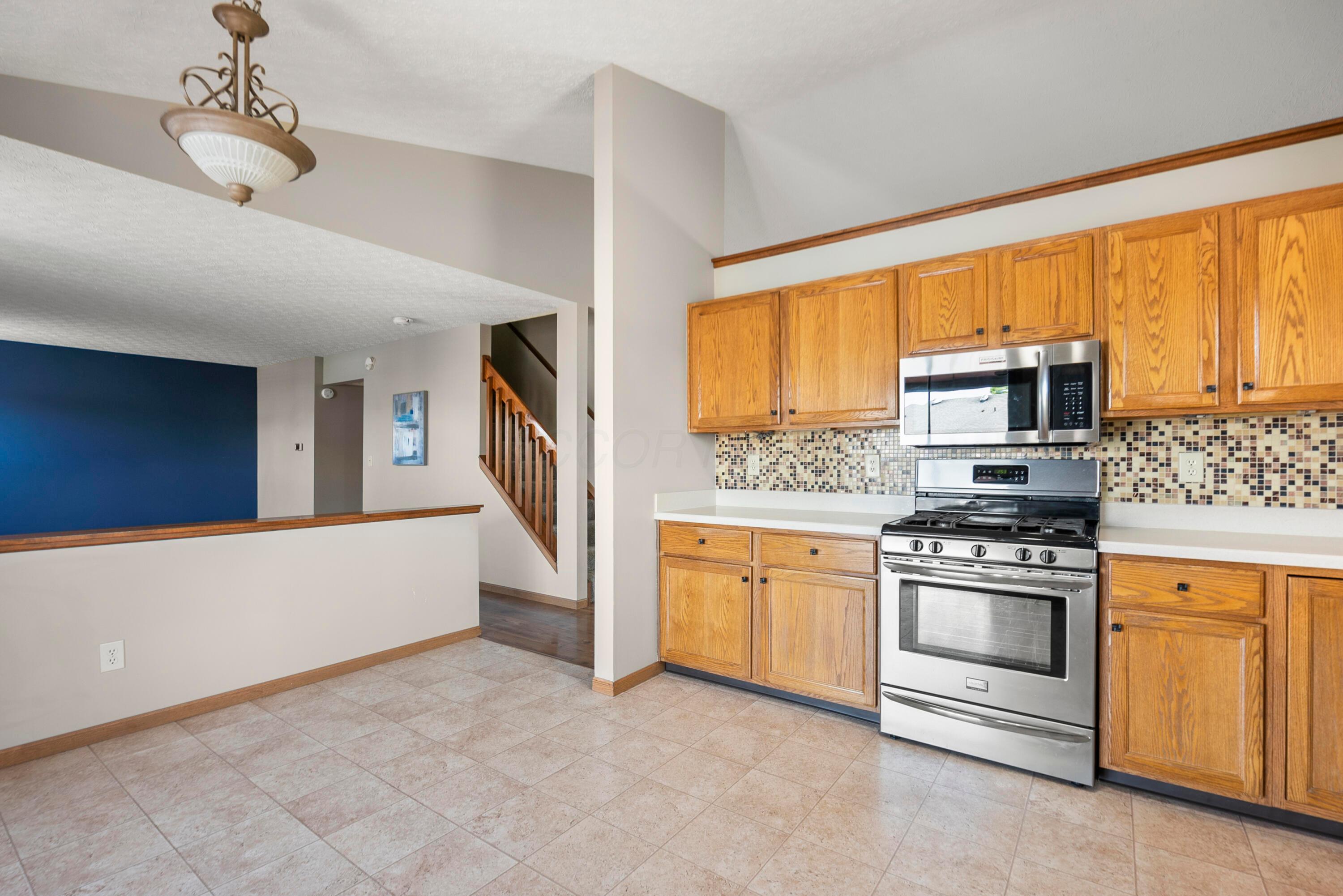 4686 Gilman Road Columbus, OH 43228 - Photo 7 of 43 Kitchen