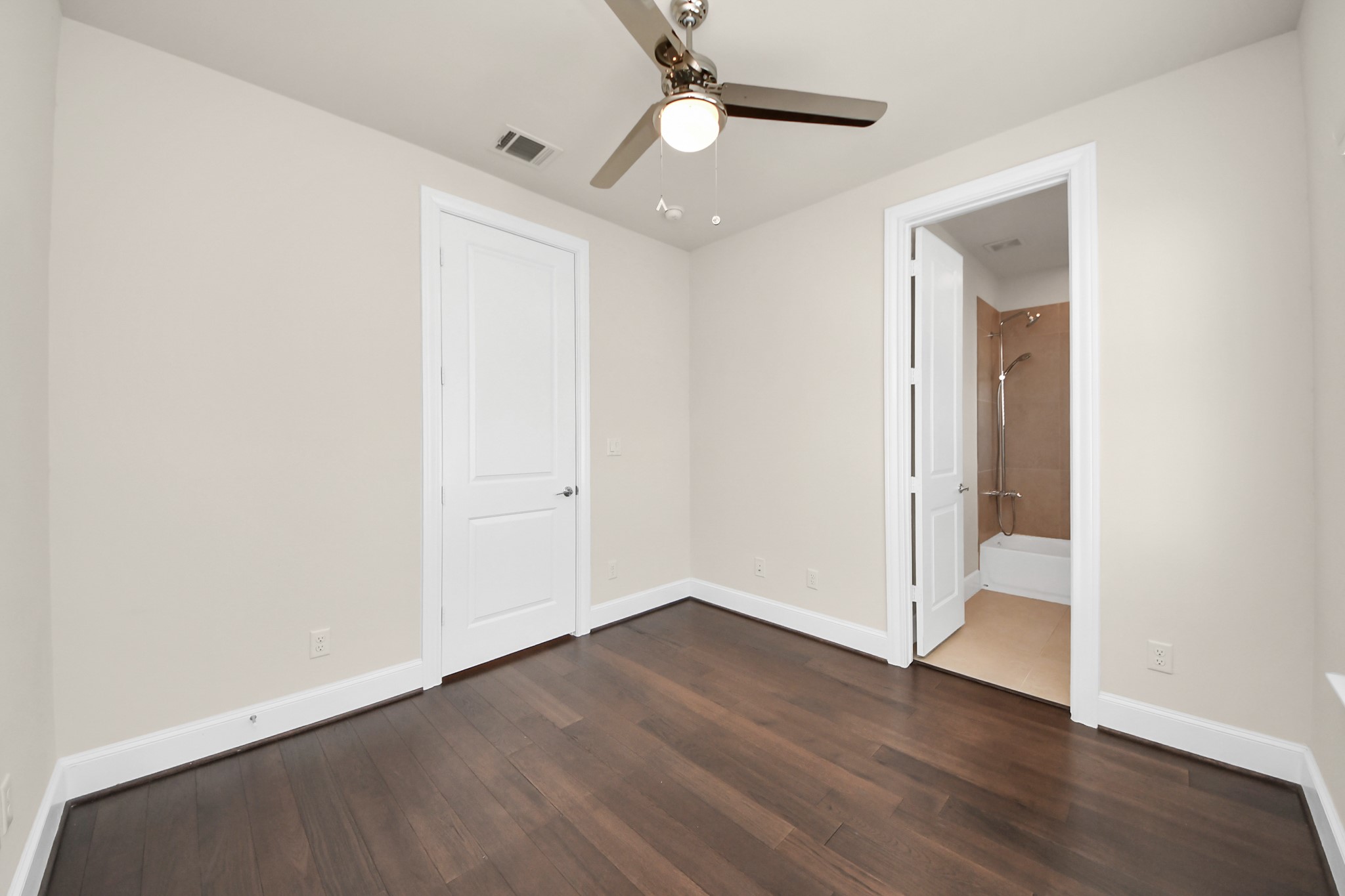 6072 Kansas Street Houston, TX 77007 - Photo 35 of 47