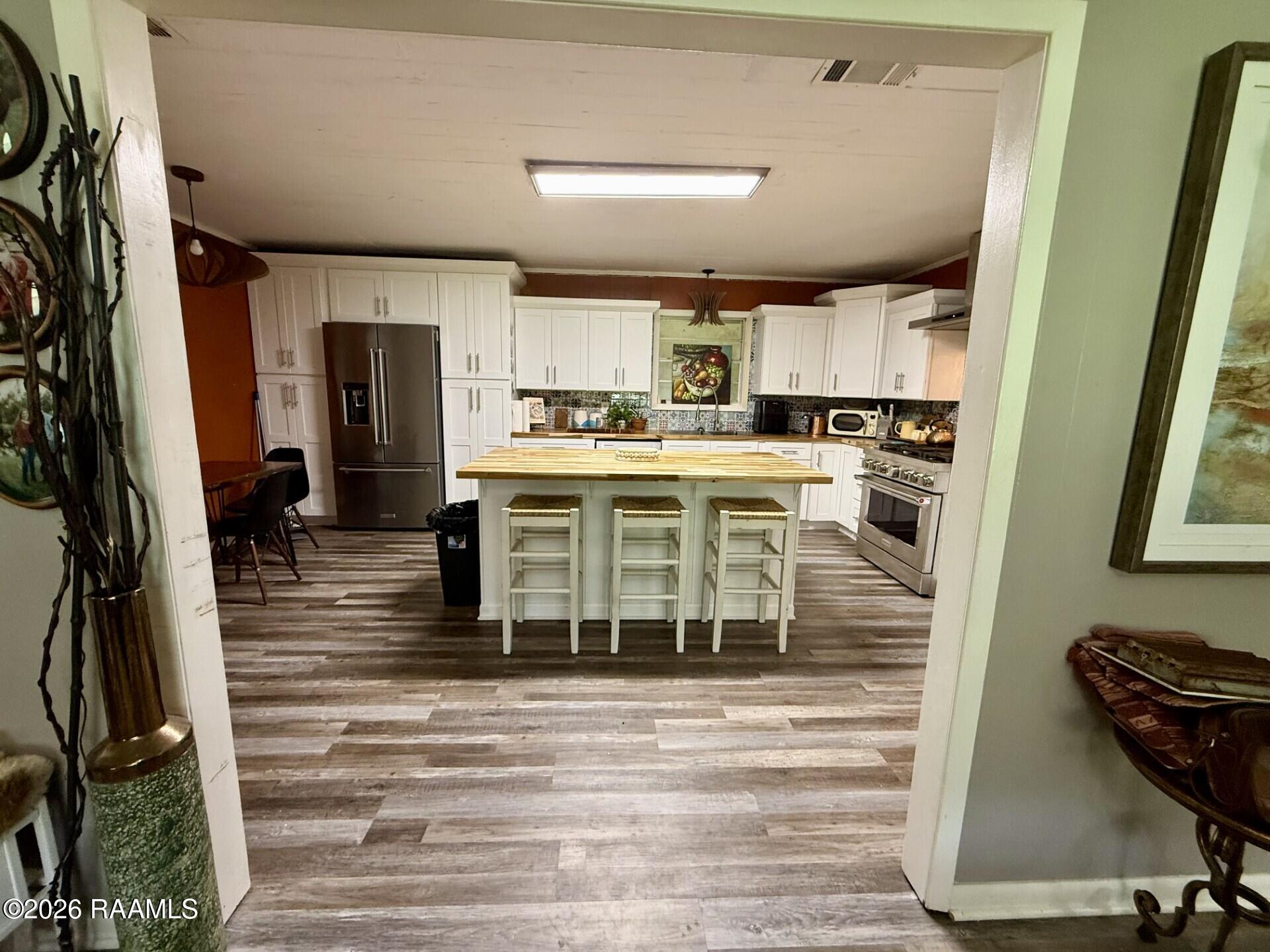 7583 Highway 167 Ville Platte, LA 70586 - Photo 4 of 16 696a669a-7f4b-4449-b821-2f3985ed1eb0