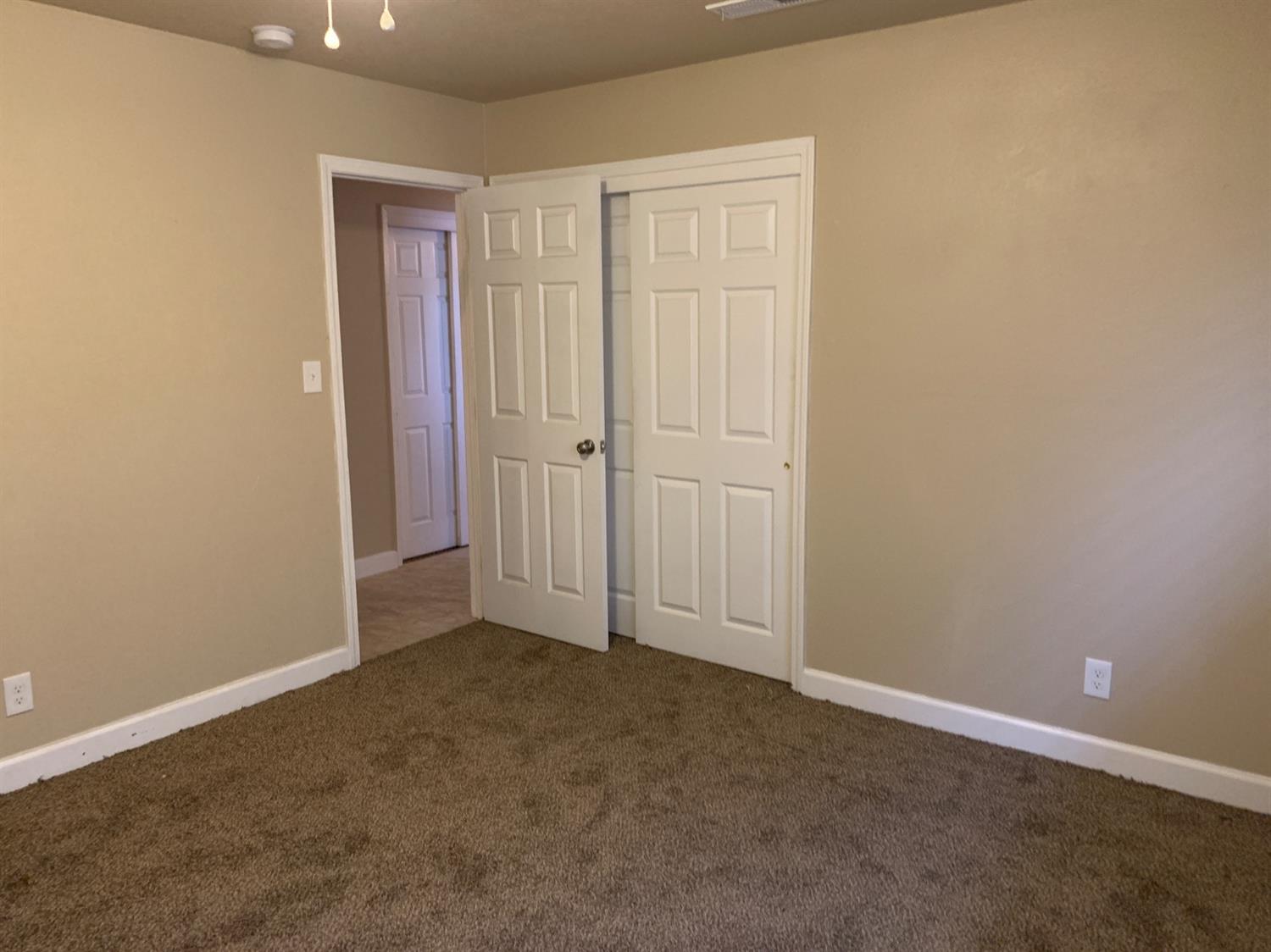 1398 North Steven Avenue Reedley, CA 93654 - Photo 14 of 19 Gallery Image 14