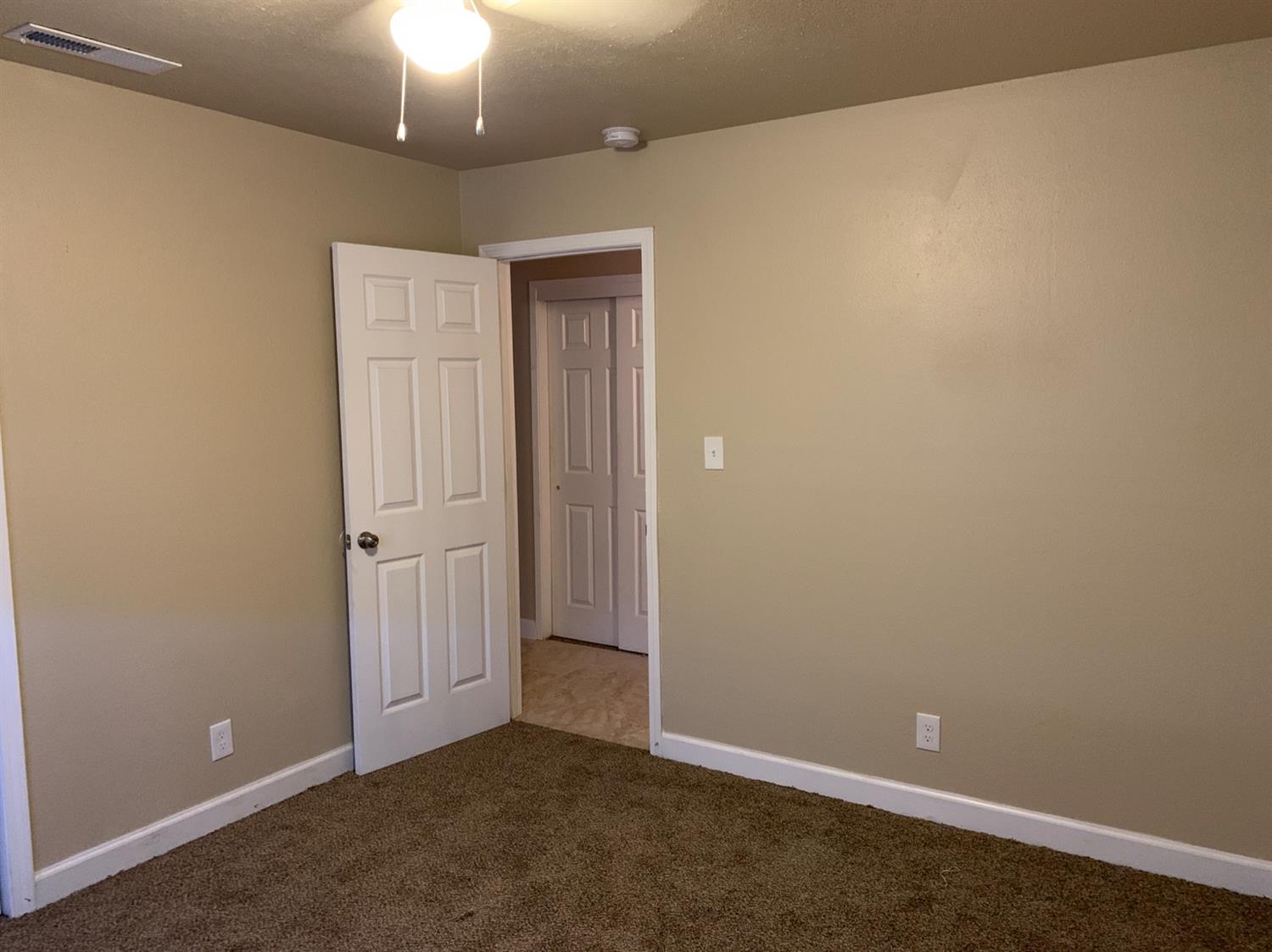 1398 North Steven Avenue Reedley, CA 93654 - Photo 15 of 19 Gallery Image 15
