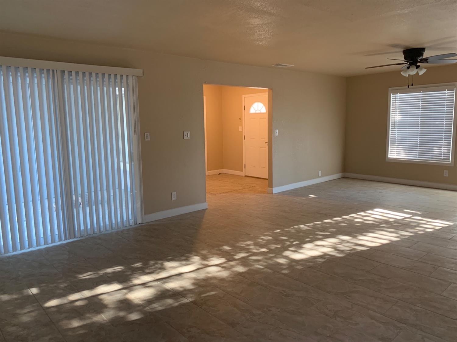 1398 North Steven Avenue Reedley, CA 93654 - Photo 8 of 19 Gallery Image 8