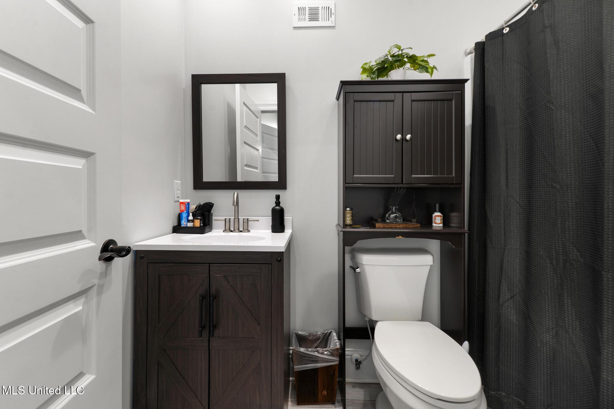 6149 Pontiac Drive Kiln, MS 39556 - Photo 26 of 46 Bathroom # 3