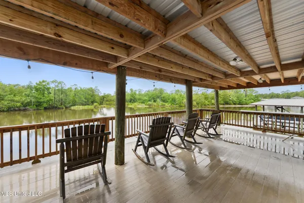 $635,900 | 6149 Pontiac Drive, Kiln, MS 39556