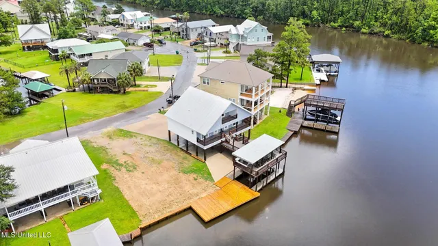 $635,900 | 6149 Pontiac Drive, Kiln, MS 39556