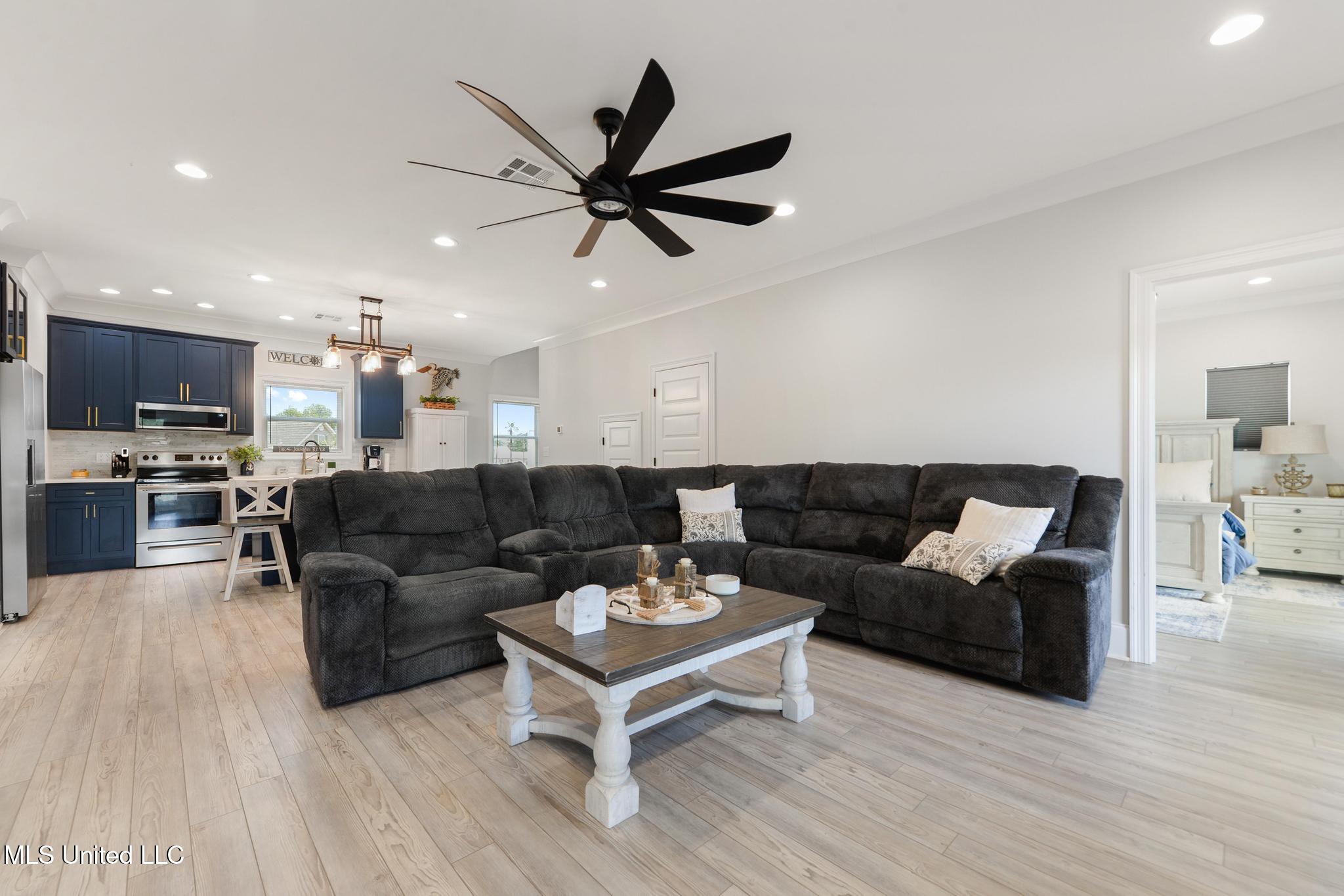 6149 Pontiac Drive Kiln, MS 39556 - Photo 7 of 46 009