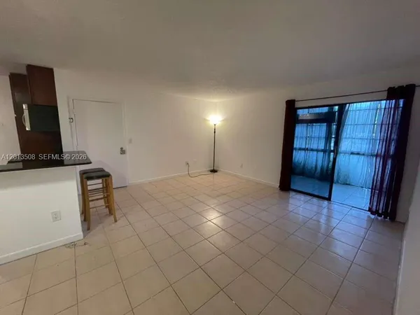 $1,750 | 809 Northeast 199th Street, Unit 1057, Miami, FL 33179