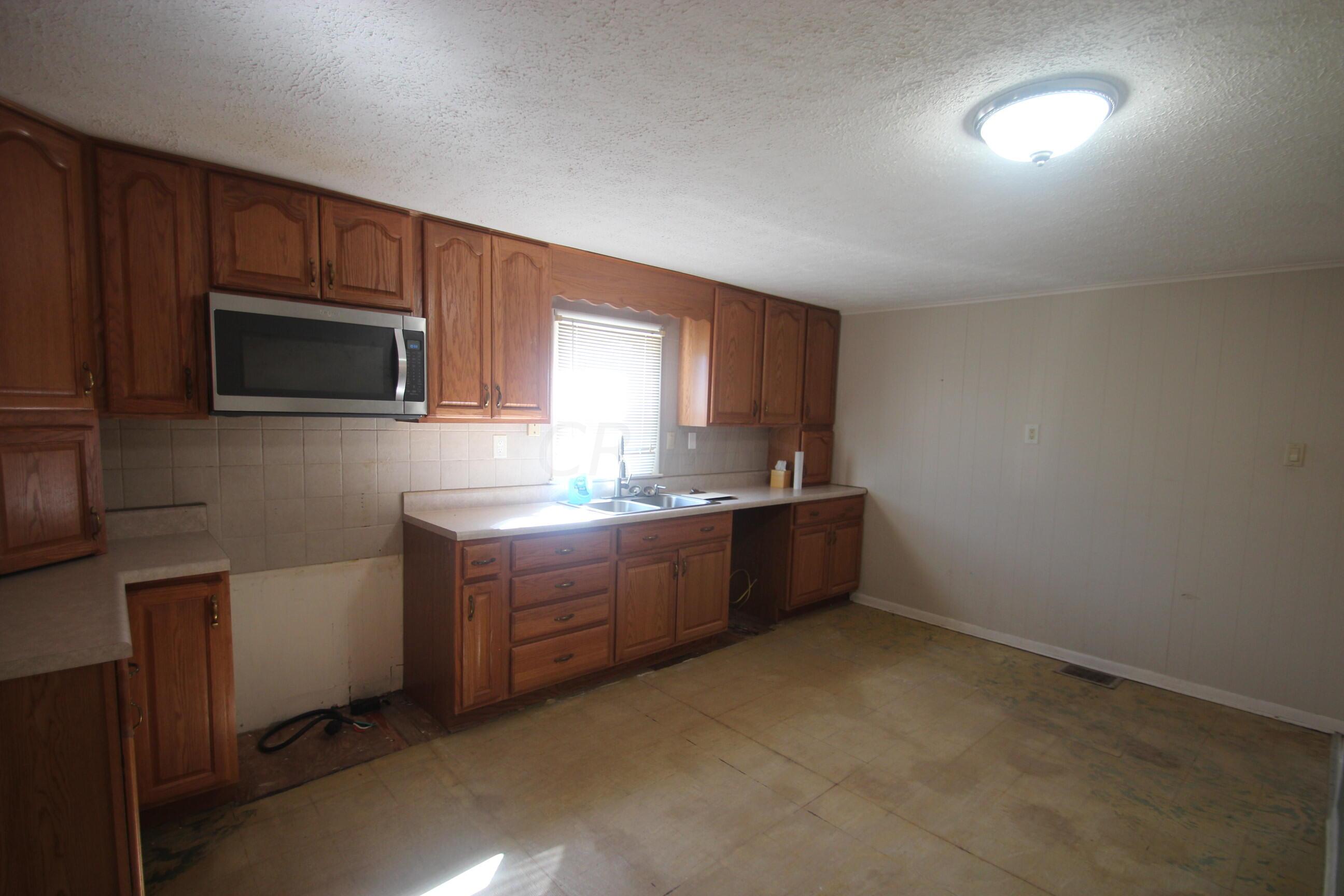 540 Newmans-Cardington Road West Prospect, OH 43342 - Photo 25 of 41 Kitchen from family room.