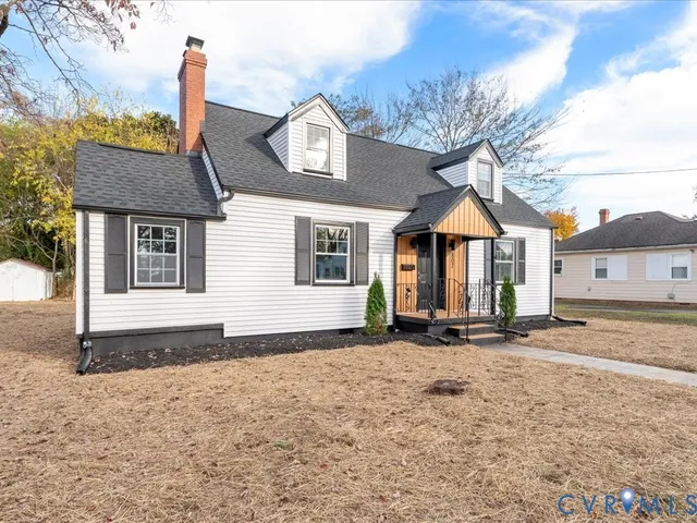 $369,000 | 807 Hamilton Avenue, Colonial Heights, VA 23834