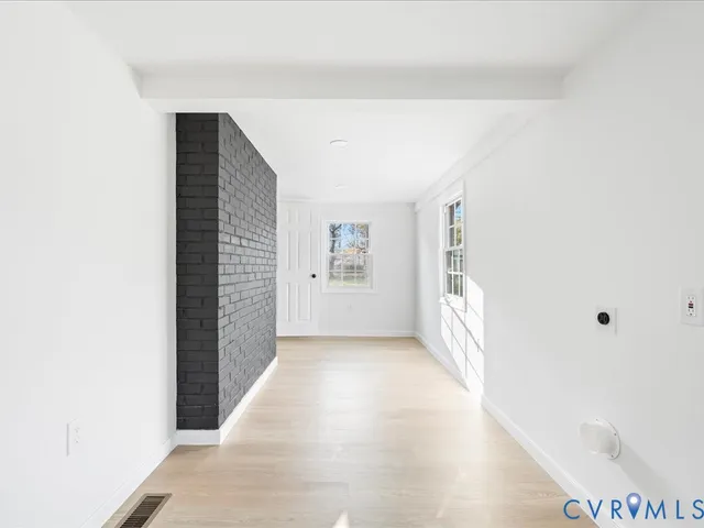 $369,000 | 807 Hamilton Avenue, Colonial Heights, VA 23834