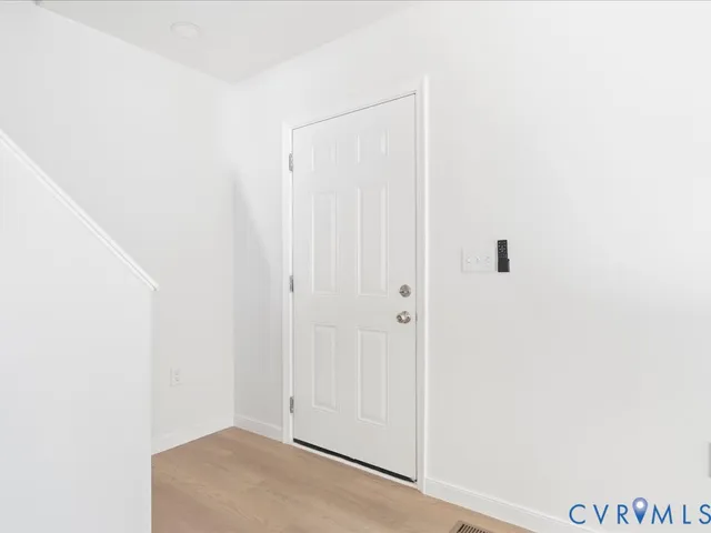 $369,000 | 807 Hamilton Avenue, Colonial Heights, VA 23834