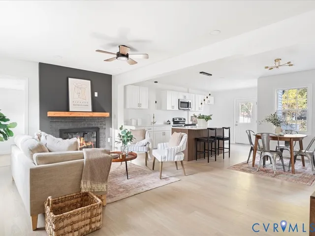 $369,000 | 807 Hamilton Avenue, Colonial Heights, VA 23834